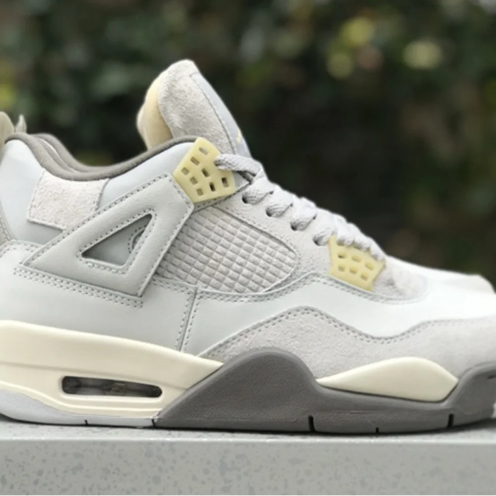 Jordan 4 Photonz Gray and Cream Sneakers Brand (worn slightly) - Picture 4 of 9